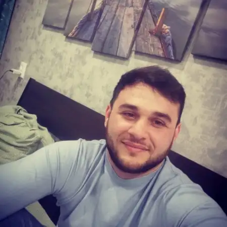 Zaur, 29Berlin 