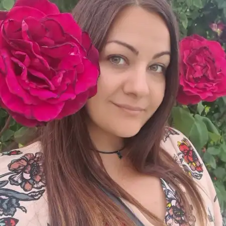 Nika, 34Trier 